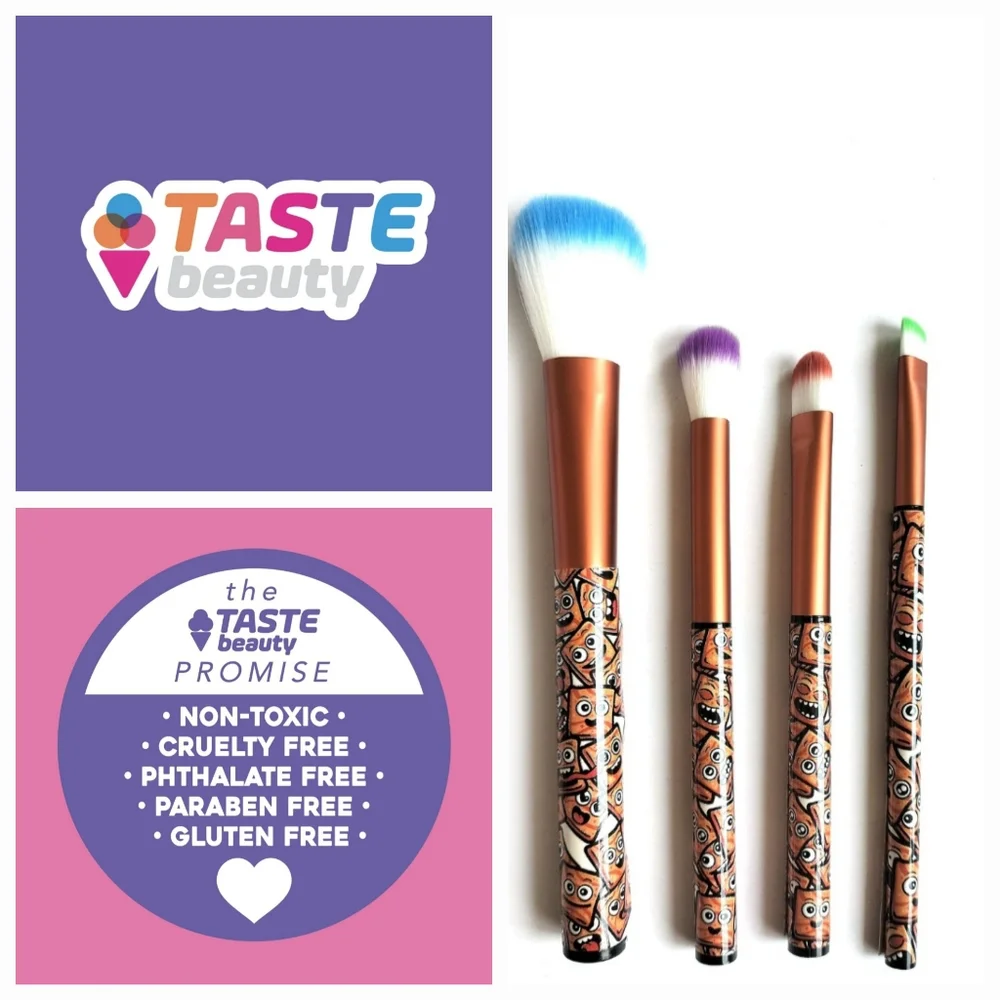 Cinnamon Toast Crunch 4 Piece Cosmetic Brush Set